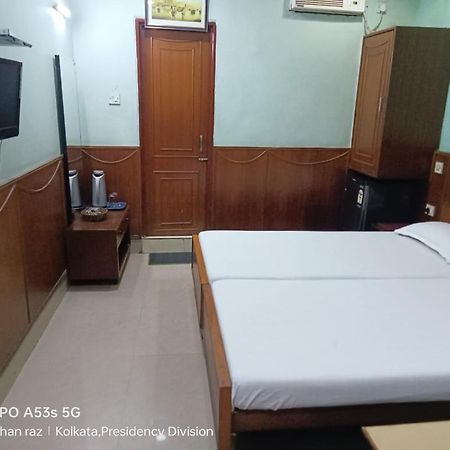 Hotel Heera Calcutta  Esterno foto