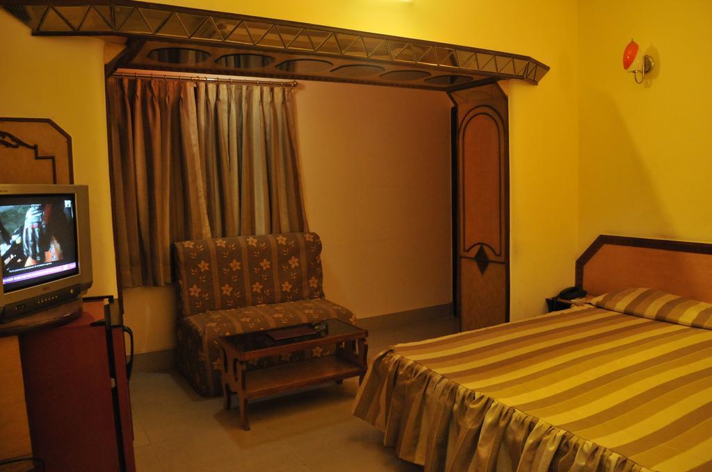 Hotel Heera Calcutta  Camera foto