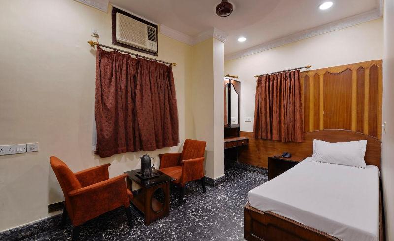 Hotel Heera Calcutta  Esterno foto