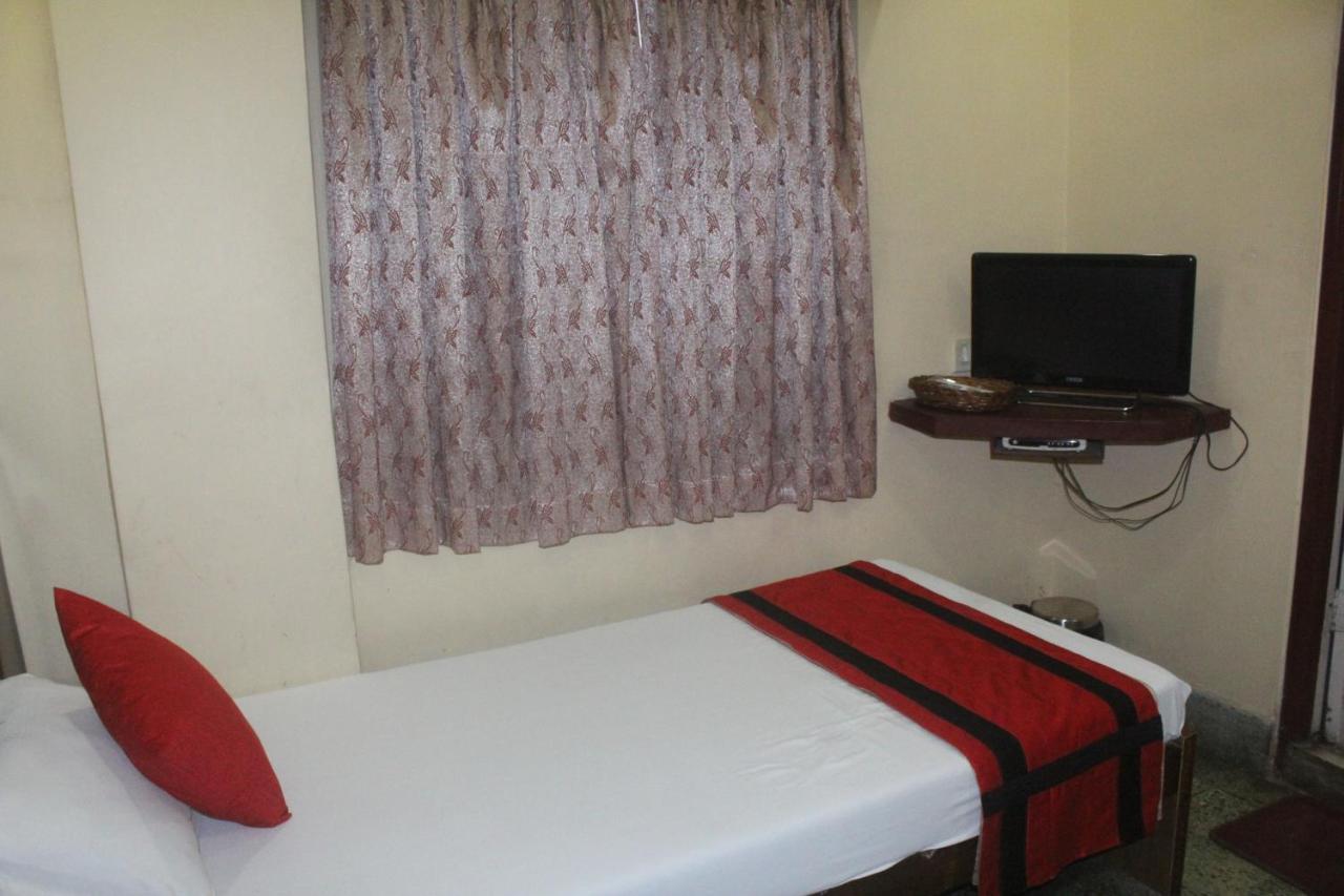 Hotel Heera Calcutta  Esterno foto