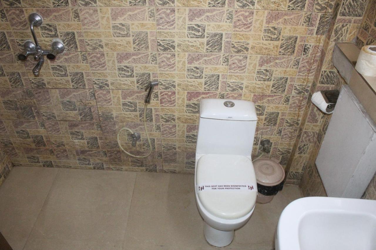 Hotel Heera Calcutta  Esterno foto