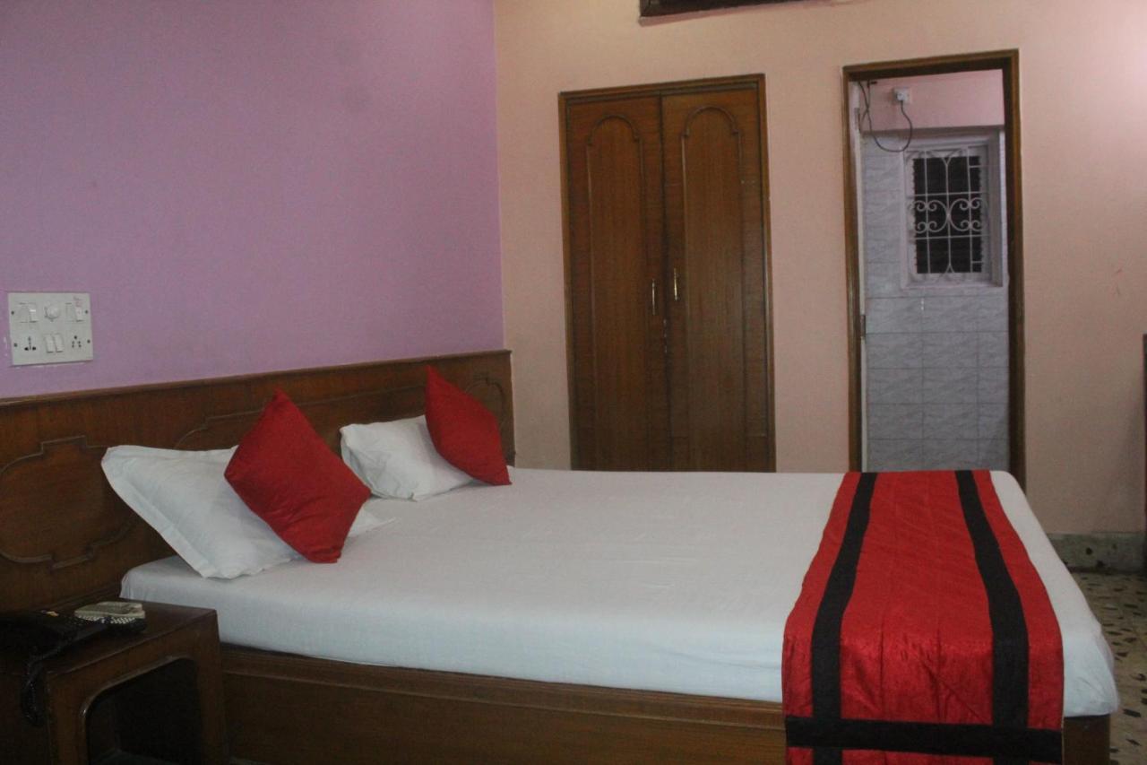 Hotel Heera Calcutta  Esterno foto